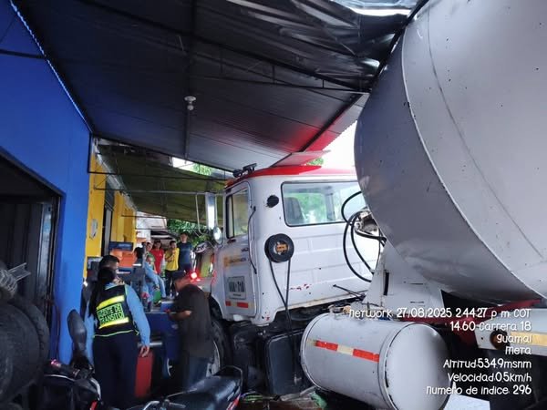 #guamalesnoticia | Un insólito hecho se registró en la avenida principal de