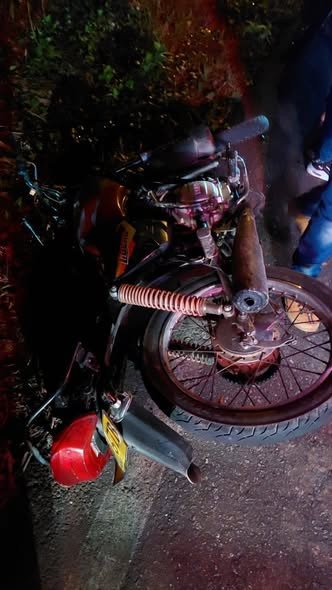 La noche inmediatamente anterior se presentó un un accidente en la vía