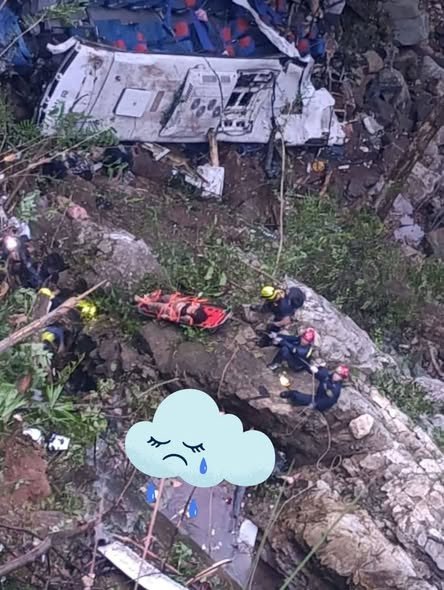 NOTICIA | LUTO Y SOLIDARIDAD TRAGEDIA EN ANTIOQUIA En la madrugada de