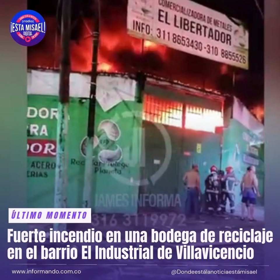 Fuerte incendio en una bodega de reciclaje en el barrio El Industrial